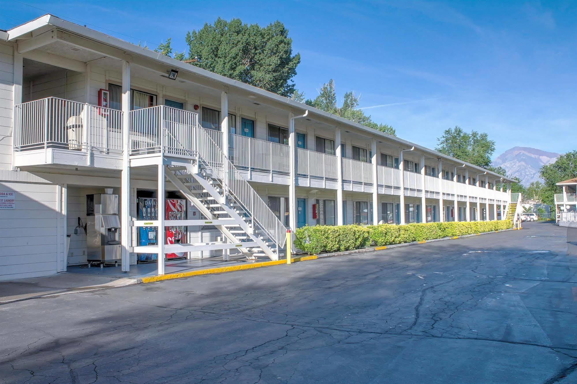 Motel 6-Bishop, Ca Eksteriør bilde